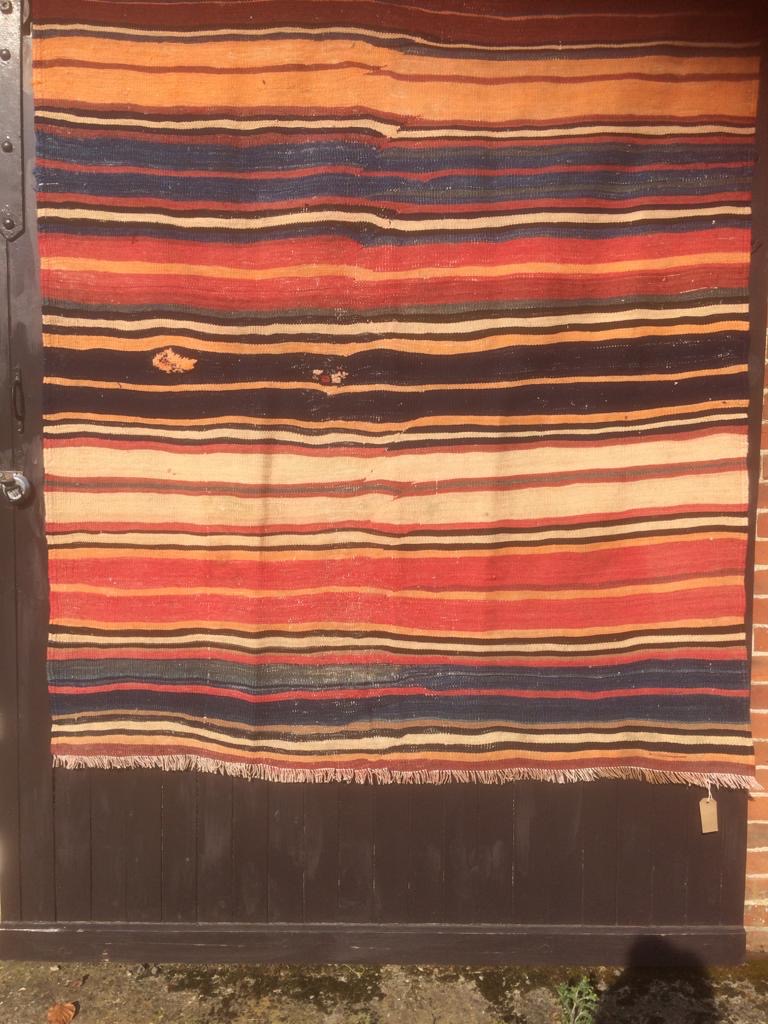 RAV010 Baktiar Kilim